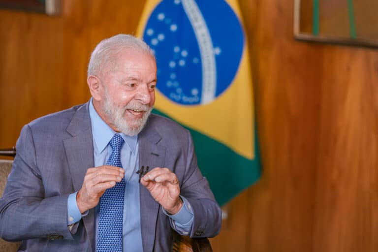 Lula ainda não reconhece Maduro como presidente eleito da Venezuela