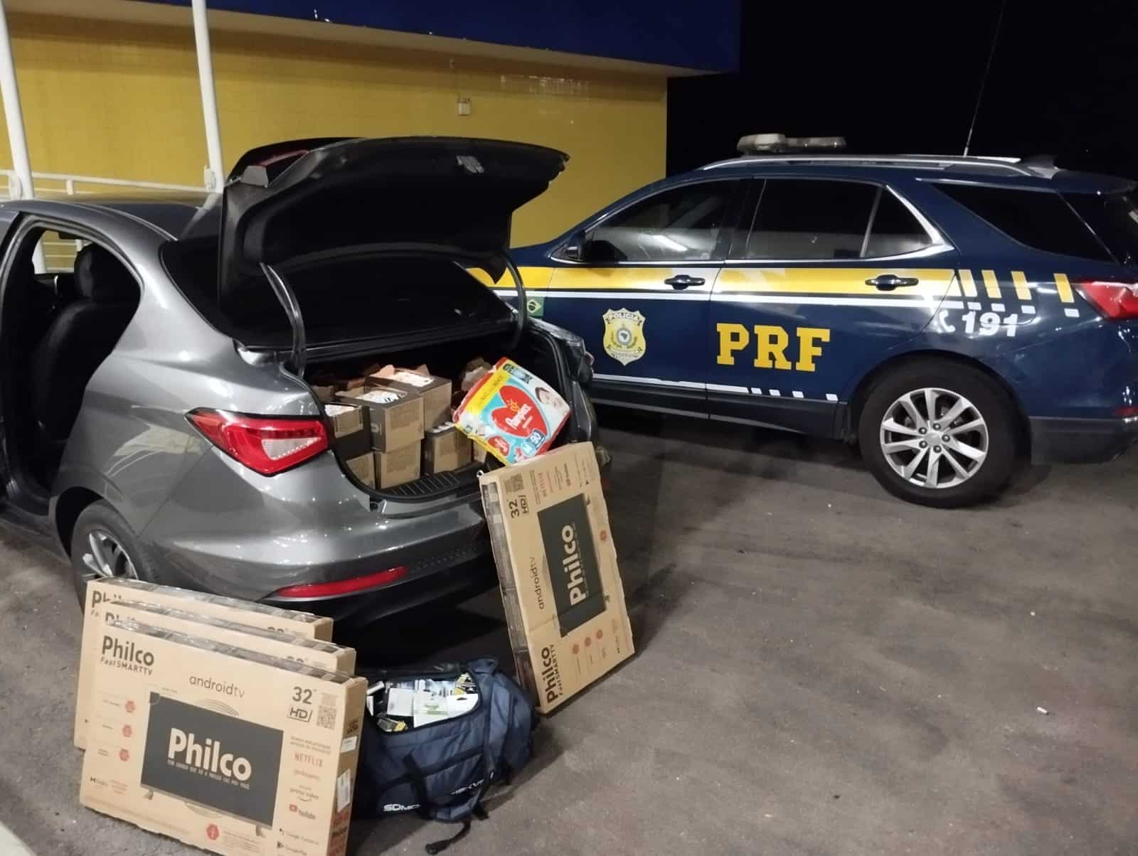 PRF prende quatro pessoas por furto de mercadorias em supermercado de Rio Grande