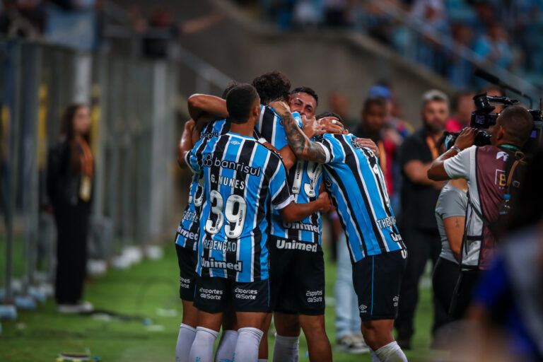 Grêmio supera o Caxias e vai para final do Campeonato Gaúcho