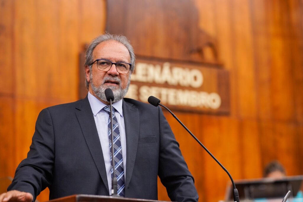 Deputado propõe prontuário médico eletrônico