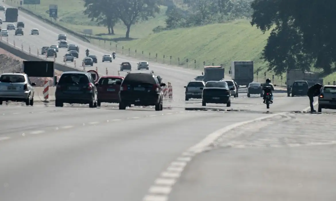 BR-116 terá bloqueio temporário na próxima segunda (16). Foto: Agência Brasil