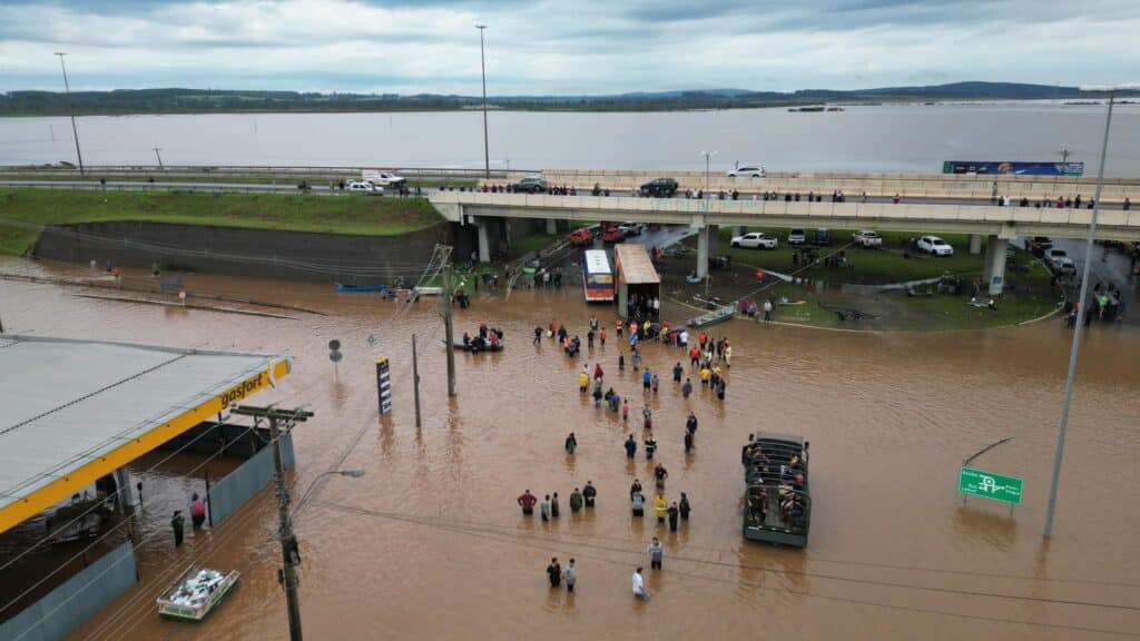 Prefeitura de Guaíba alerta para risco de choque elétrico em áreas alagadas