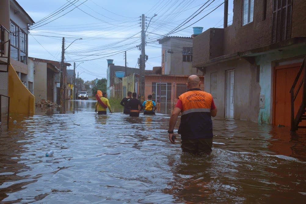 Rio Grande do Sul - Lagoa dos Patos: Rio Grande pede evacuação de áreas em risco