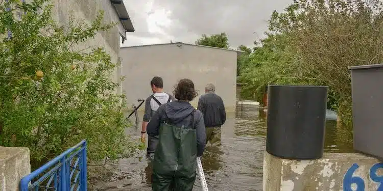 Rio Grande: Lagoa dos Patos sobe e serviços são afetados