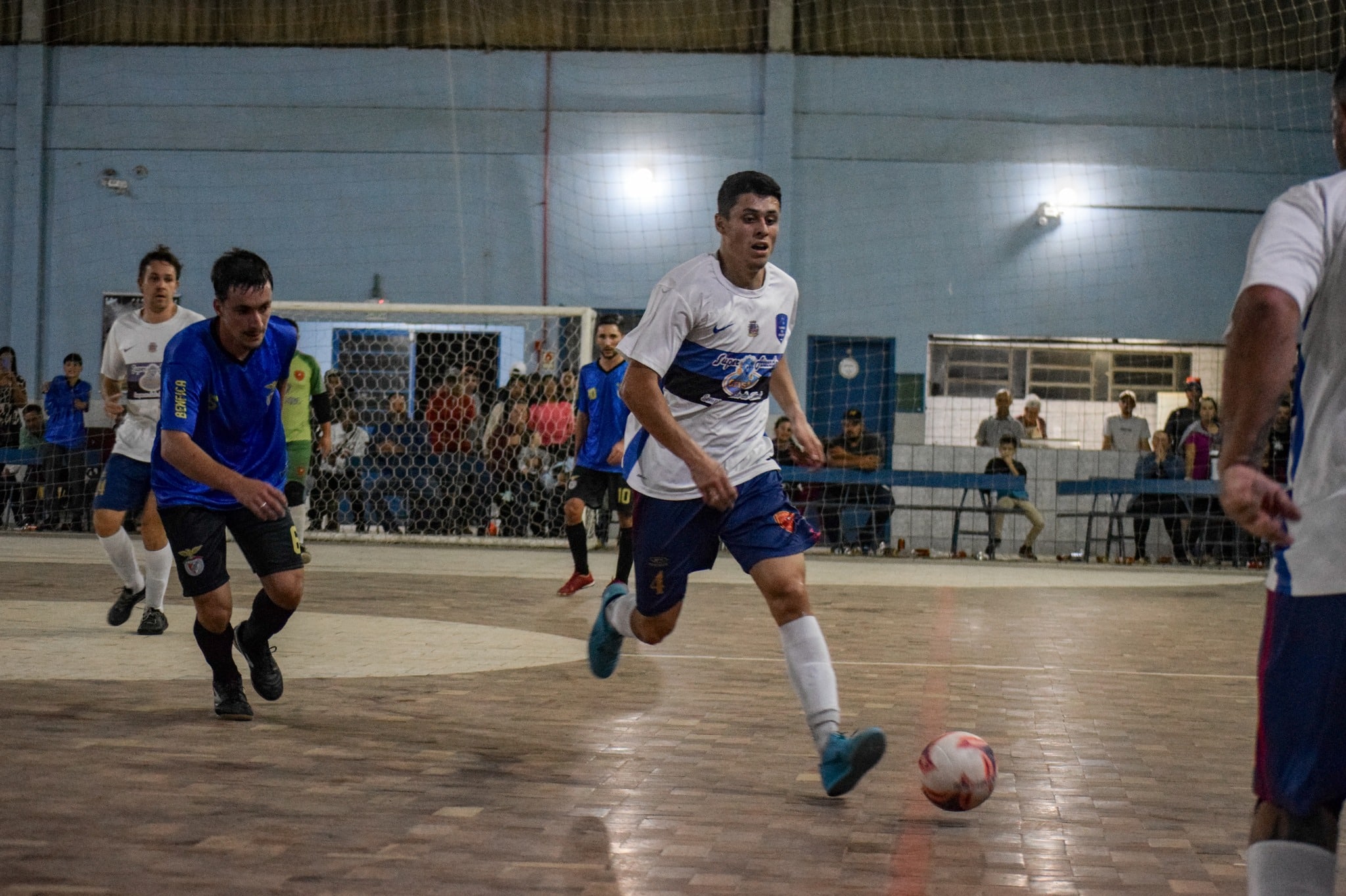 Aberto o Campeonato de Futsal 2024 em Cristal