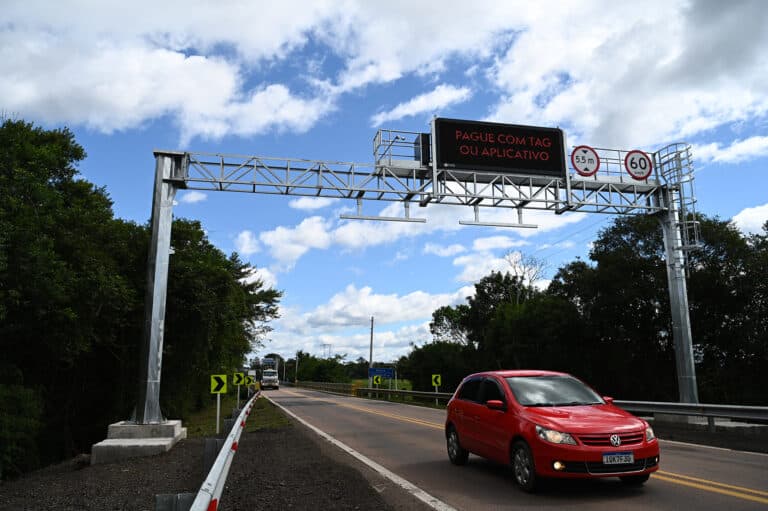 Após retomada do free flow, 22% dos motoristas ainda não pagaram o pedágio. Foto: Gus Wanderley/CSG Divulgação