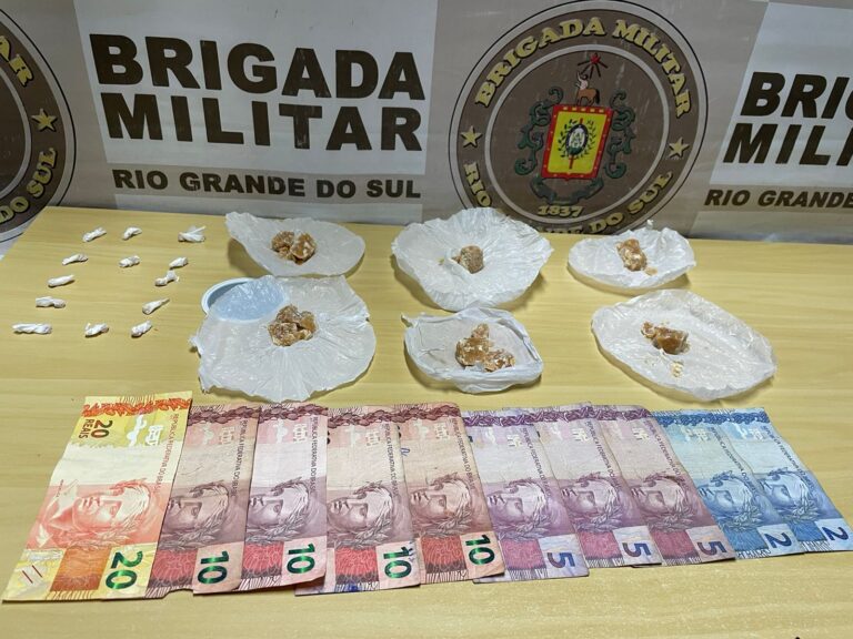 Mulher é presa por tráfico de drogas em Camaquã