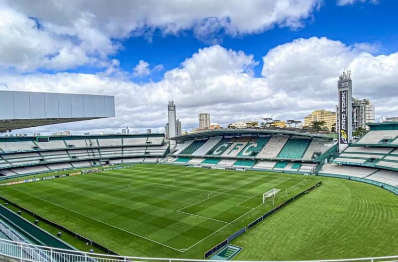 Gre-Nal: Inter tem dúvidas na zaga e Grêmio no ataque