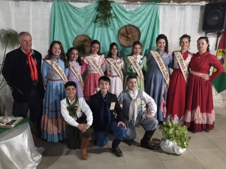 16ª Região Tradicionalista escolhe Prendas e Peões Regionais