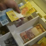 Brasileiros ainda não sacaram R$ 8,53 bilhões de valores a receber