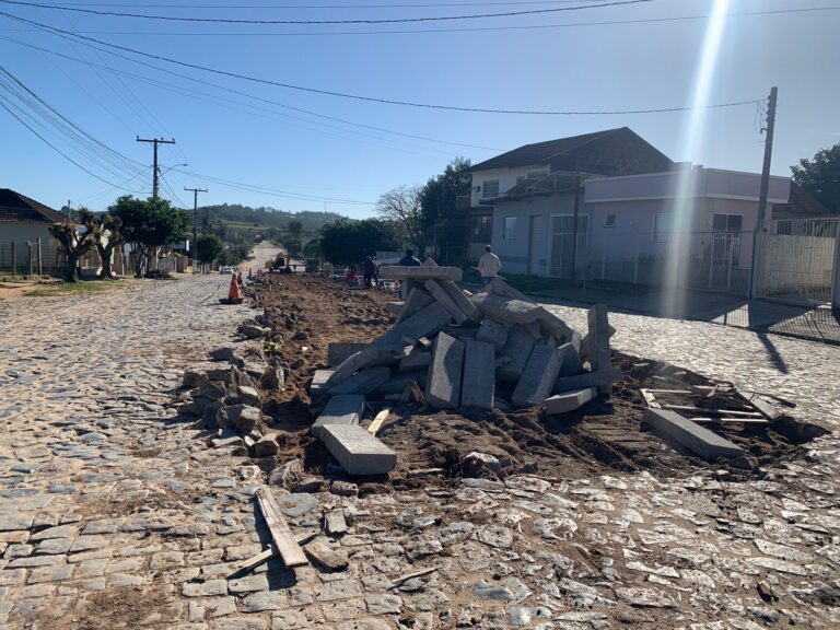 Camaquã inicia obras de revitalização da Avenida Major João Meirelles