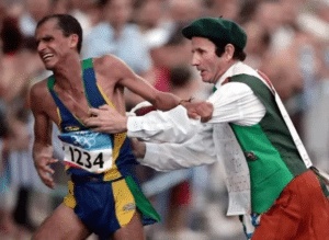 Vanderlei Cordeiro Lima conquistou a medalha de bronze na Maratona de 2004. Foto: Reprodução/Internet