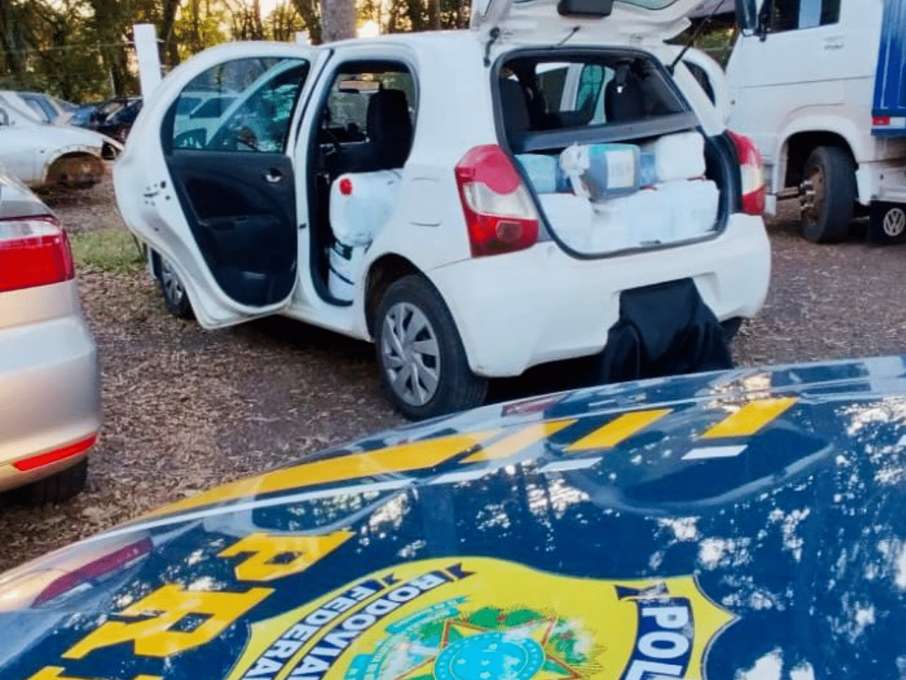 PRF prende contrabandista com meia tonelada de agrotóxicos ilegais em Erechim