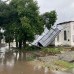 Camaquã: ventos fortes destroem parte do telhado de Igreja