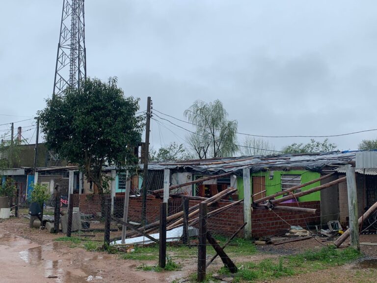 Camaquã busca se reconstruir após temporal devastador