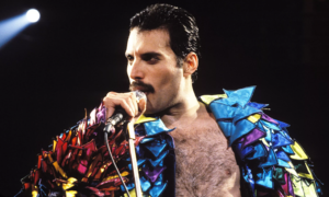 A sua voz e personalidade marcantes tornaram Freddie Mercury um ícone da música. Foto: Reprodução/Internet