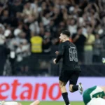 Corinthians vence clássico com o Palmeiras