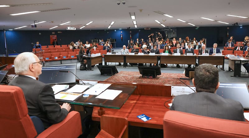 Federarroz participa de audiência no STF sobre tributação dos agroquímicos