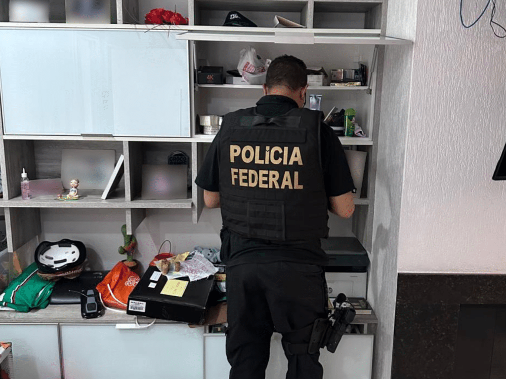 Polícia Federal desarticula esquema milionário de vinhos ilegais e revenda ilícita