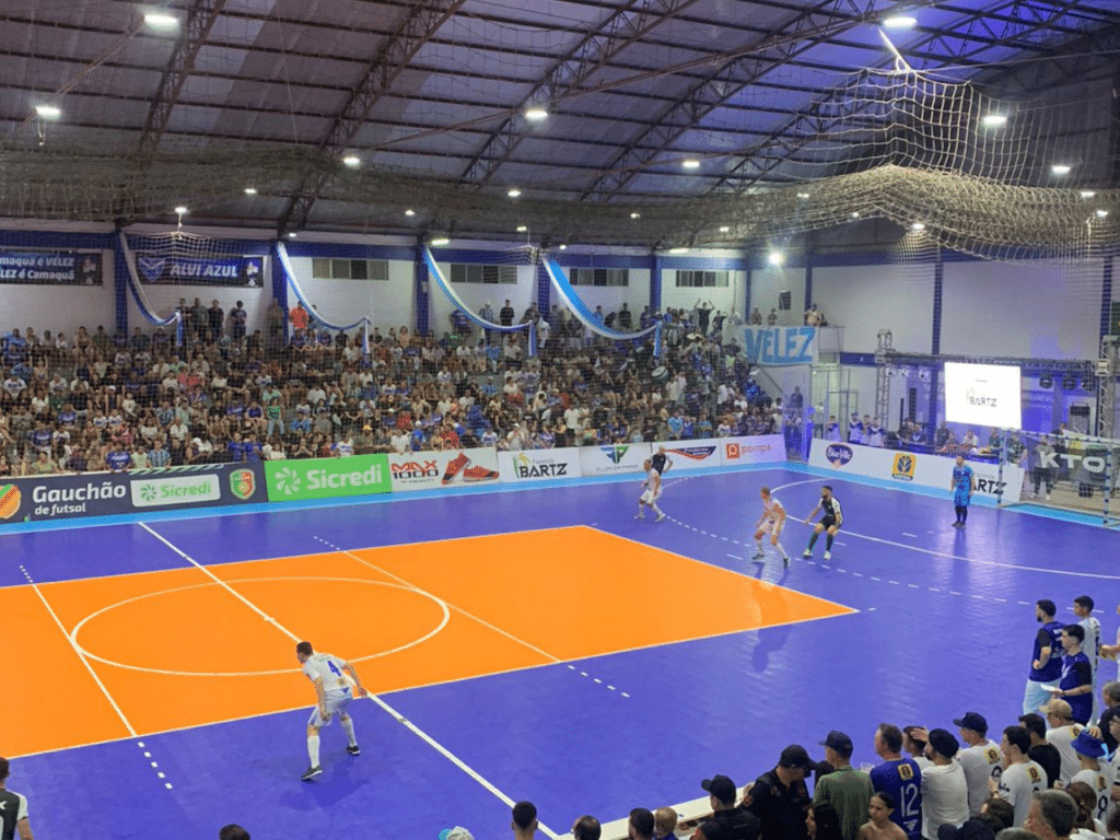 Vélez Camaquã e Fontoura Xavier se enfrentam na final da Conferência Leste