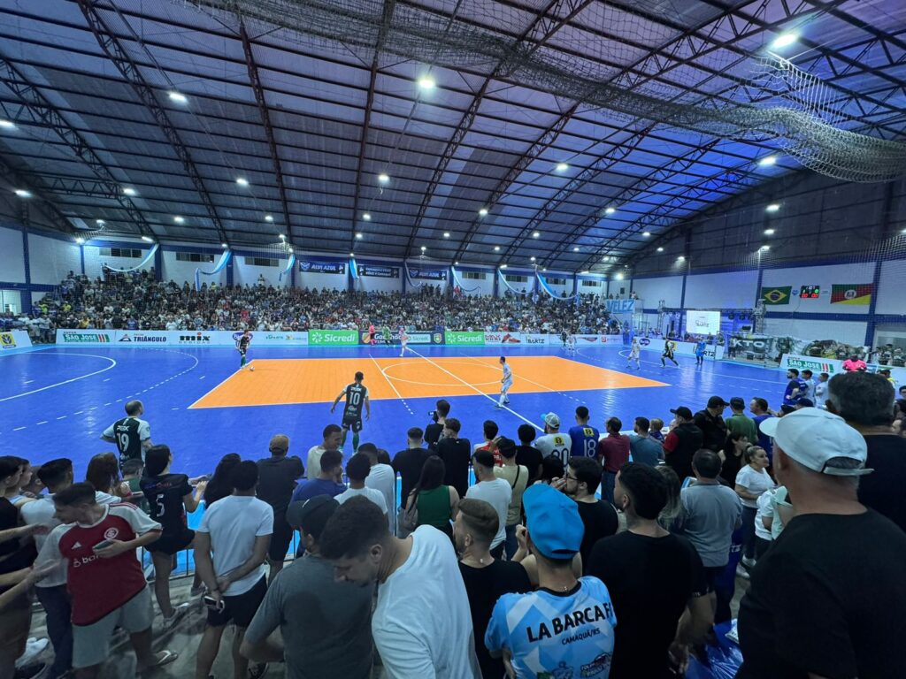 Vélez Camaquã goleia e garante vaga na final da Série C do Gauchão de Futsal