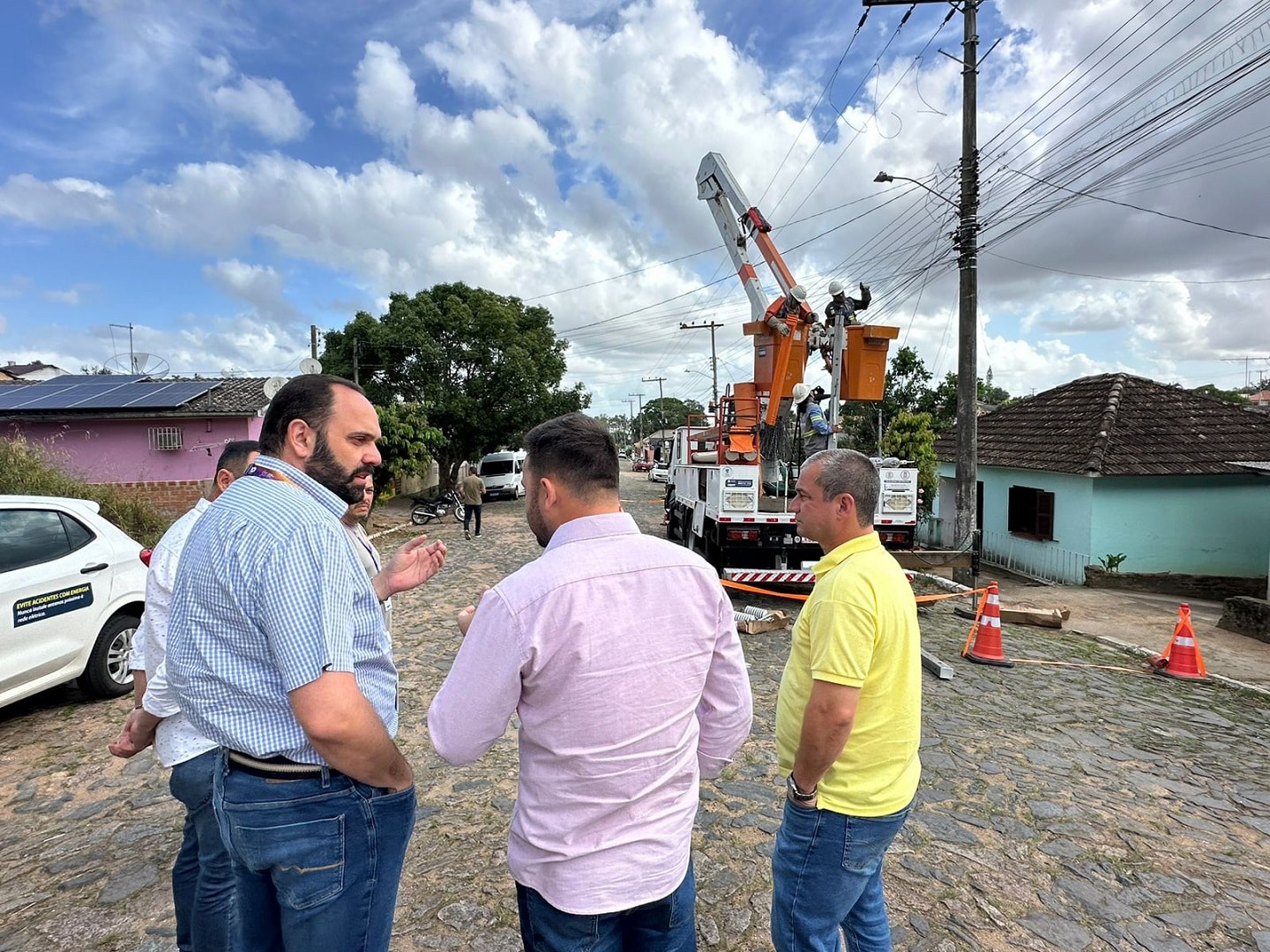 CEEE Equatorial inicia obras para acabar com os apagões no Jardim do Forte