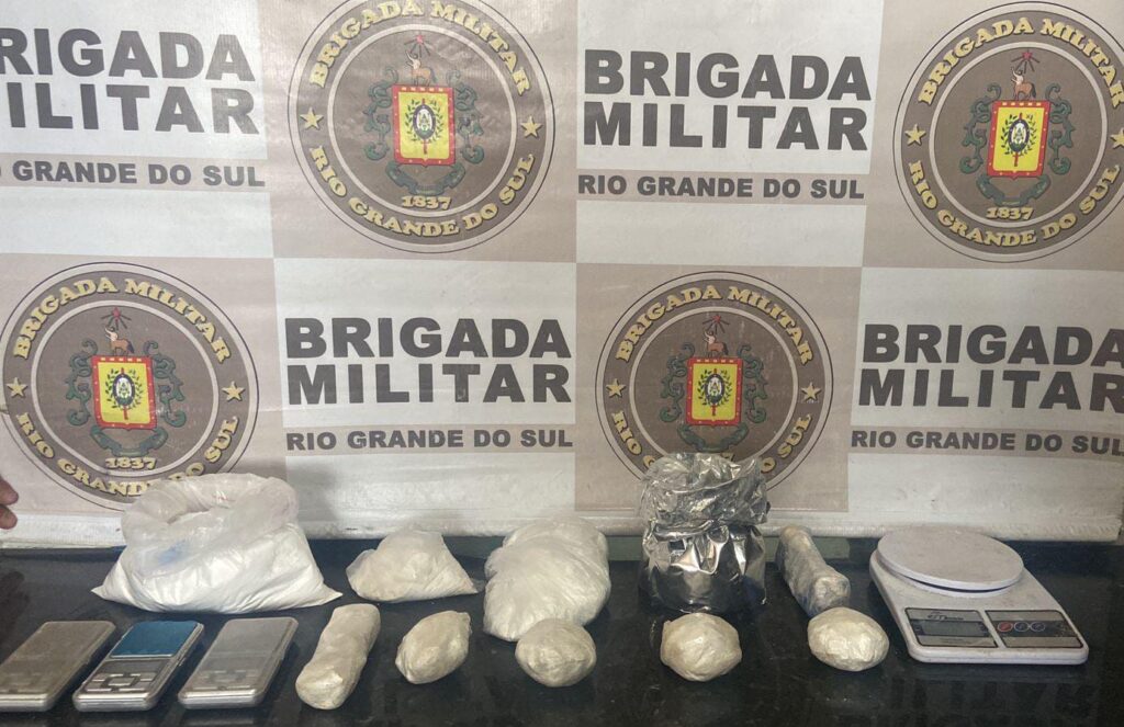 BM encontra depósito de drogas que abastecia facção na região de Camaquã