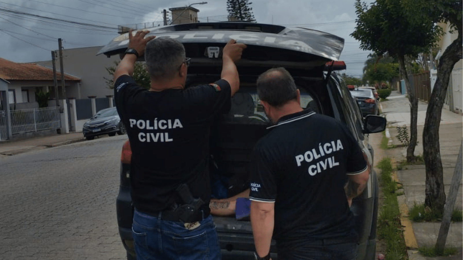 Polícia Civil prende dois homens por tráfico de drogas em São Lourenço do Sul