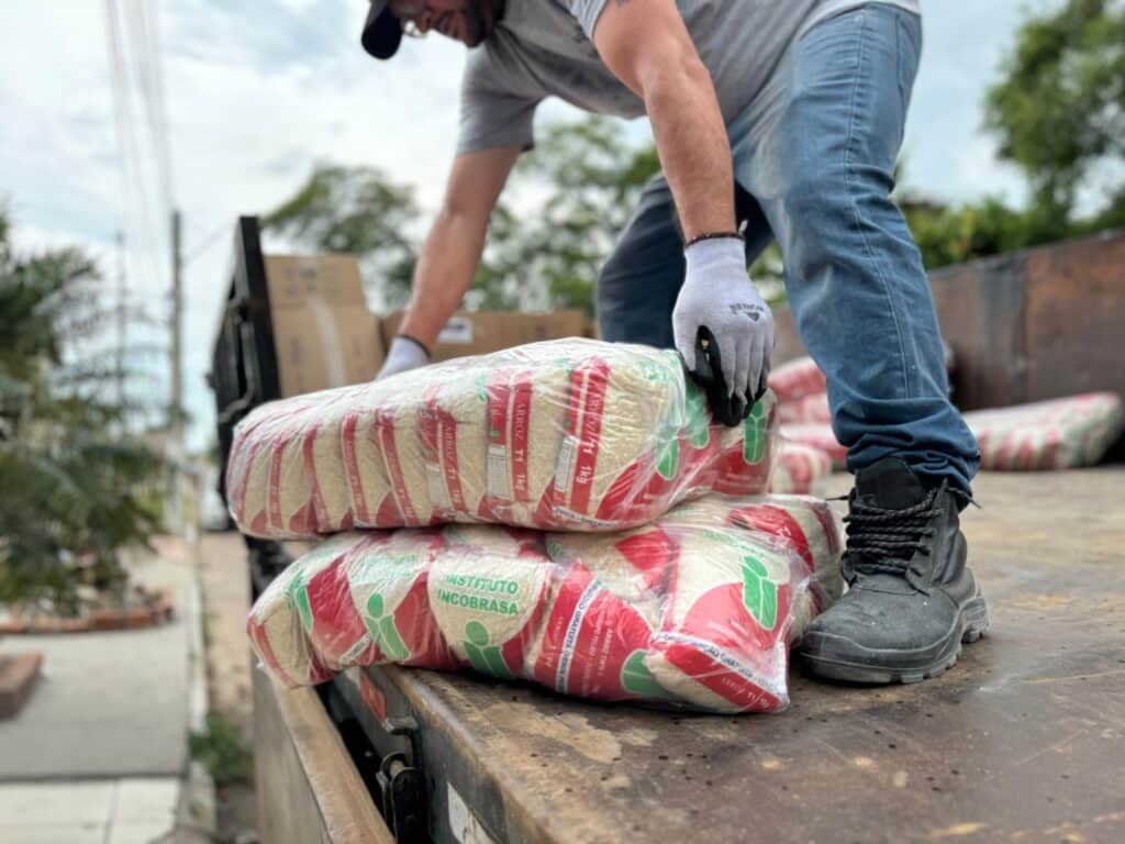 Prefeituras de Eldorado do Sul e Guaíba fazem campanha para ajudar população catarinense