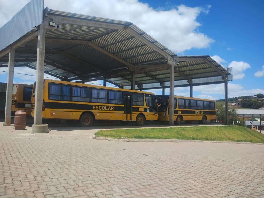 Prefeitura de Dom Feliciano inicia transporte escolar para alunos da rede estadual