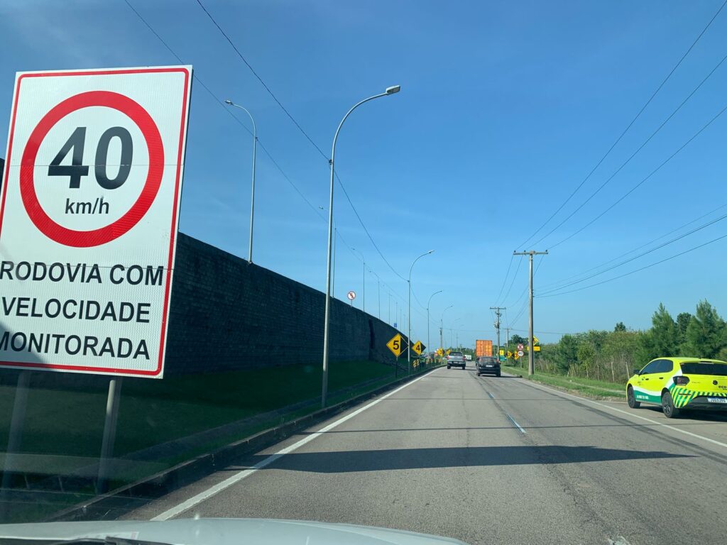 Trânsito é desviado na BR-116 em Pelotas devido a desmoronamento em viaduto