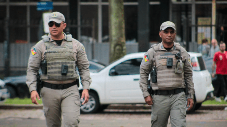 Concurso Público - Utilização de câmeras corporais pela Brigada Militar completa seis meses de implementação com avaliação positiva