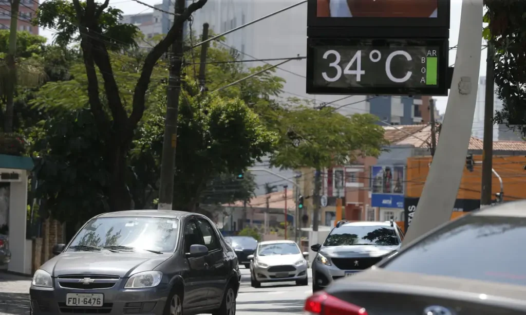 Previsão do tempo: semana segue com calor extremo no RS