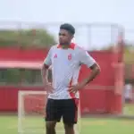 Inter: zagueiro Victor Gabriel sofre lesão na coxa