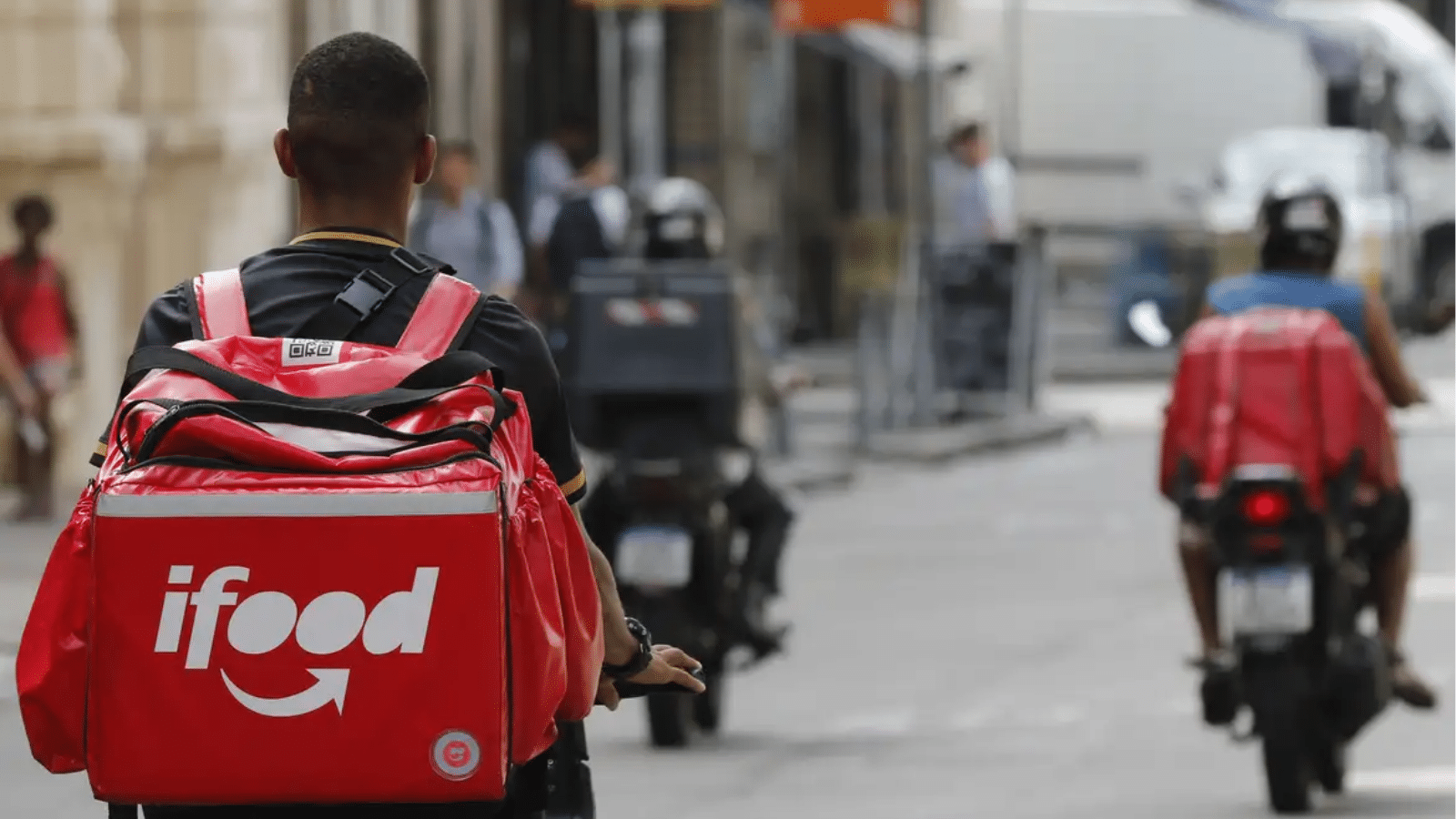 Entenda as diferenças entre trabalhador informal, MEI, autônomo e CLT