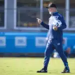 Grêmio busca reação contra Santos sob pressão da torcida
