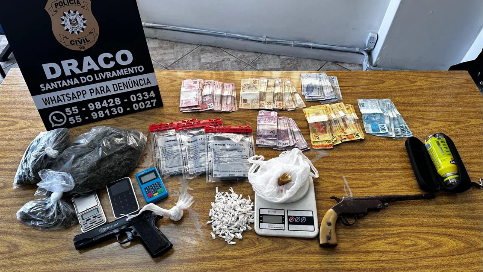 Polícia prende 20 pessoas em operação contra tráfico de drogas na Fronteira Oeste