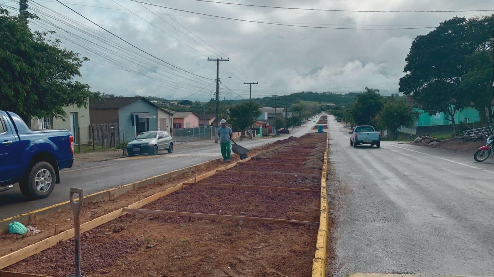 Camaquã: iniciam obras nos canteiros da Major João Meirelles