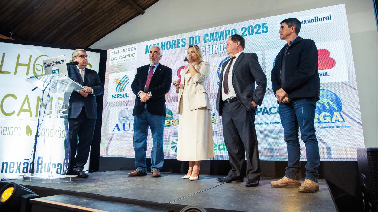ExpoCamaquã 2025: Troféu Melhores do Campo reconhece lideranças do agronegócio