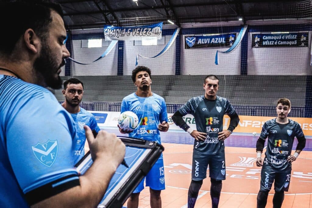 Vélez Camaquã enfrenta o Atlântico pela Liga Nacional de Futsal