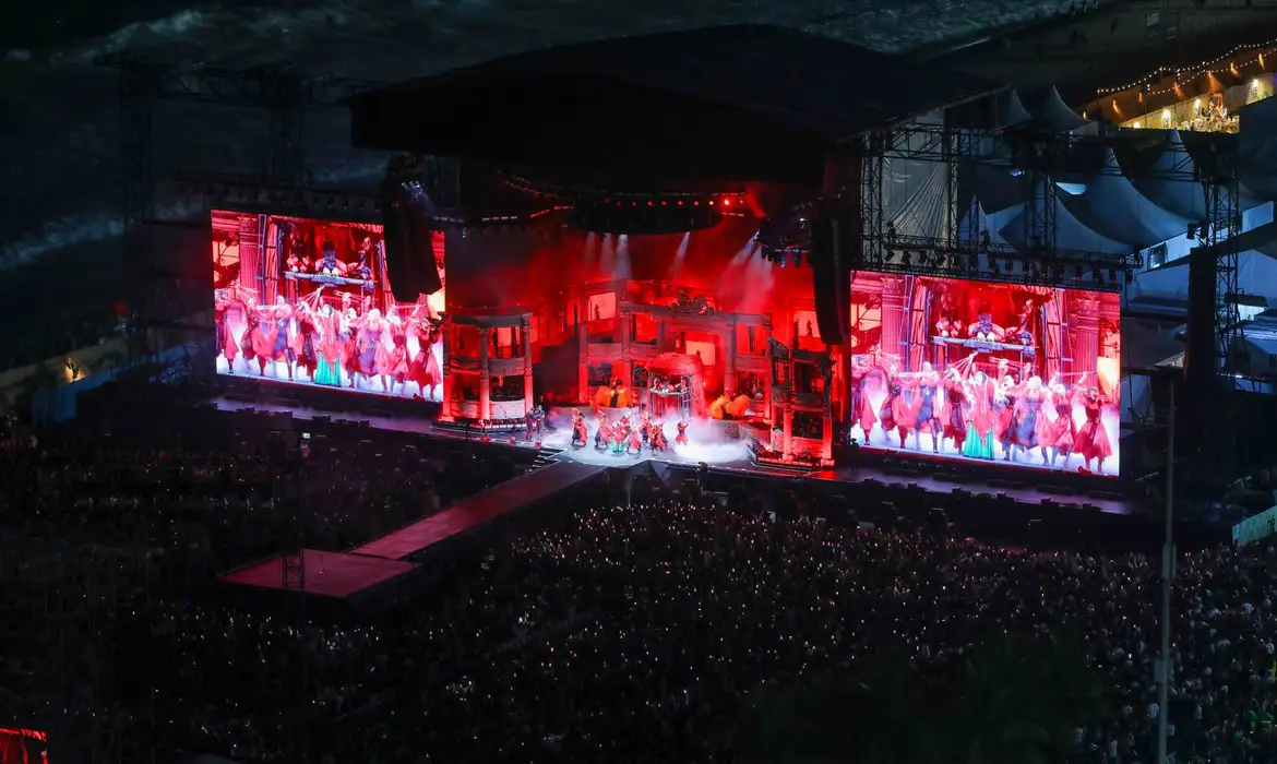 Lady Gaga: adolescente planejava matar criança ao vivo durante o show