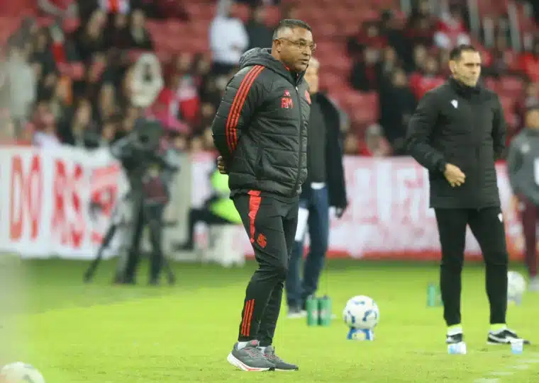 Inter: Roger Machado aponta falta de atenção no jogo