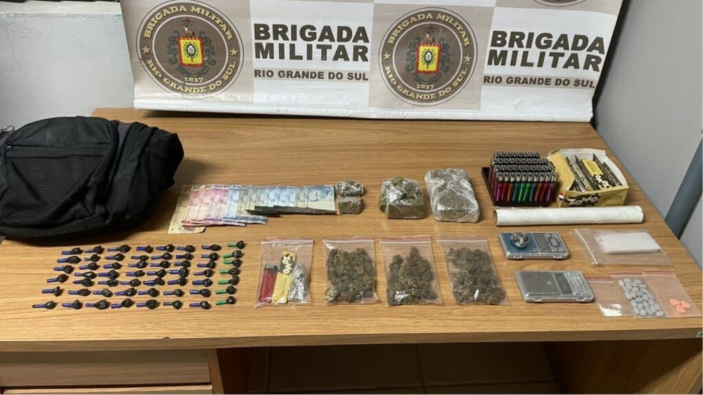 Força Tática prende acusado de tráfico de drogas em Camaquã