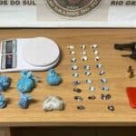 Arma e drogas são apreendidas com adolescente em Sentinela do Sul