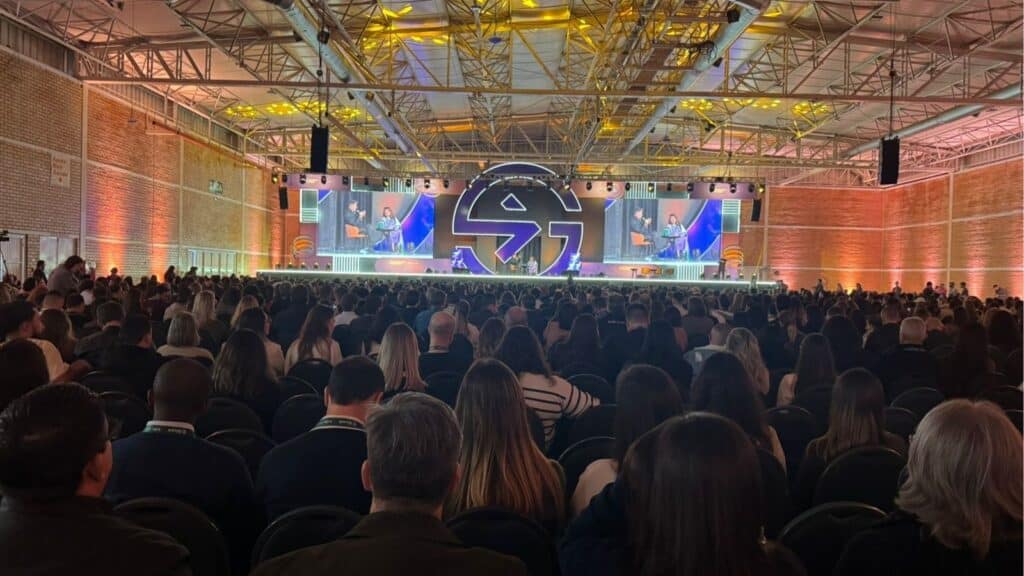Gramado Summit 2025 começa com foco em inovação e tecnologia