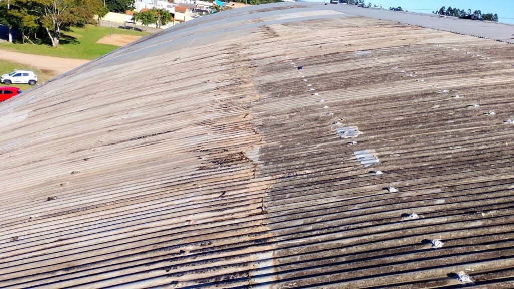 Ginásio Municipal de Camaquã passa por reforma no telhado. Foto: Divulgação | Prefeitura de Camaquã