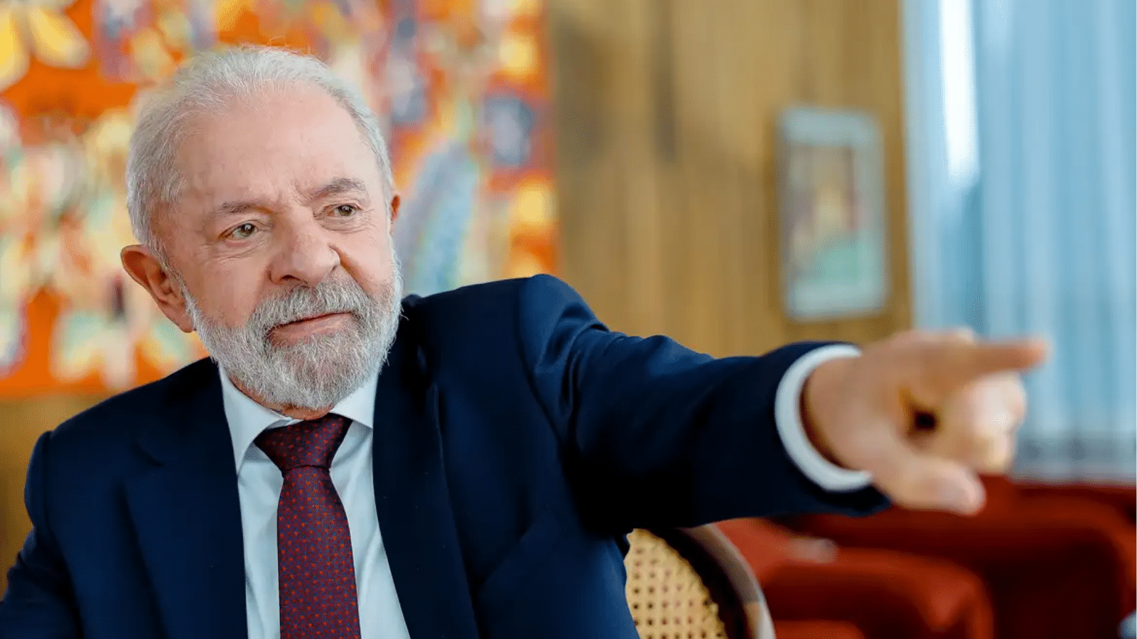 Desaprovação de Lula vai a 61% conforme pesquisa