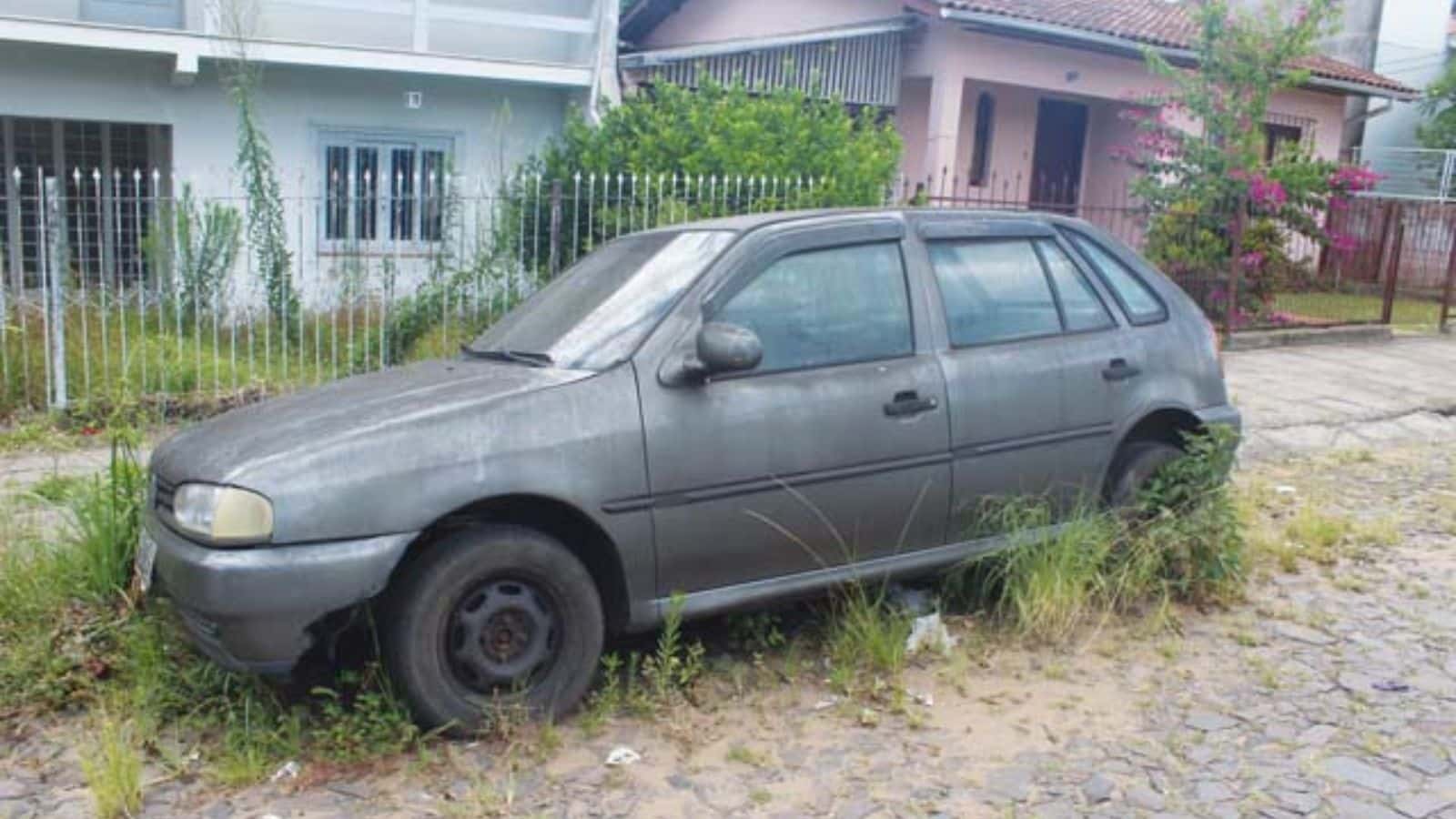 Projeto de lei busca remover veículos abandonados em Camaquã