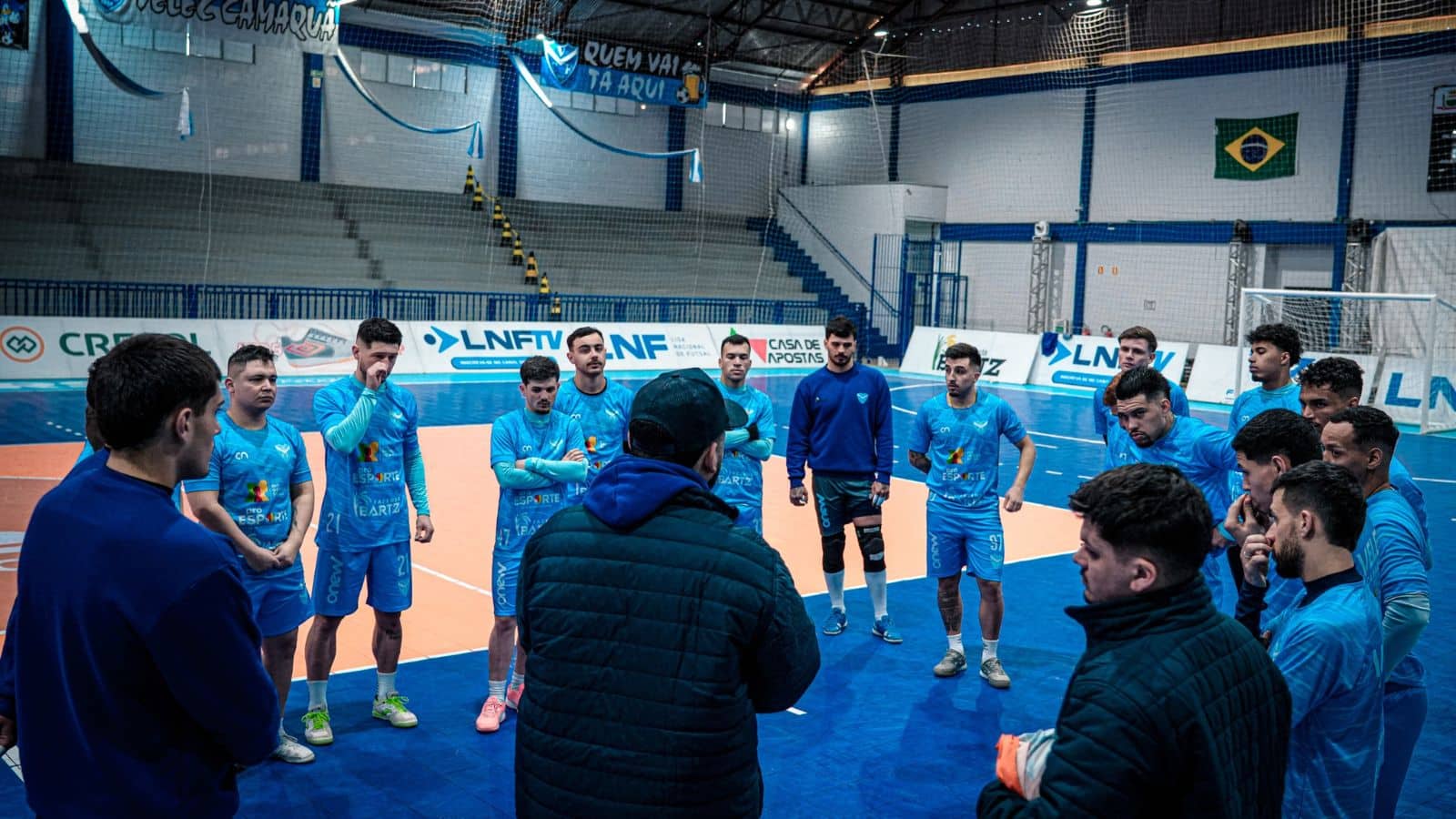Vélez Camaquã embarca para confronto em Minas Gerais pela Liga Nacional de Futsal