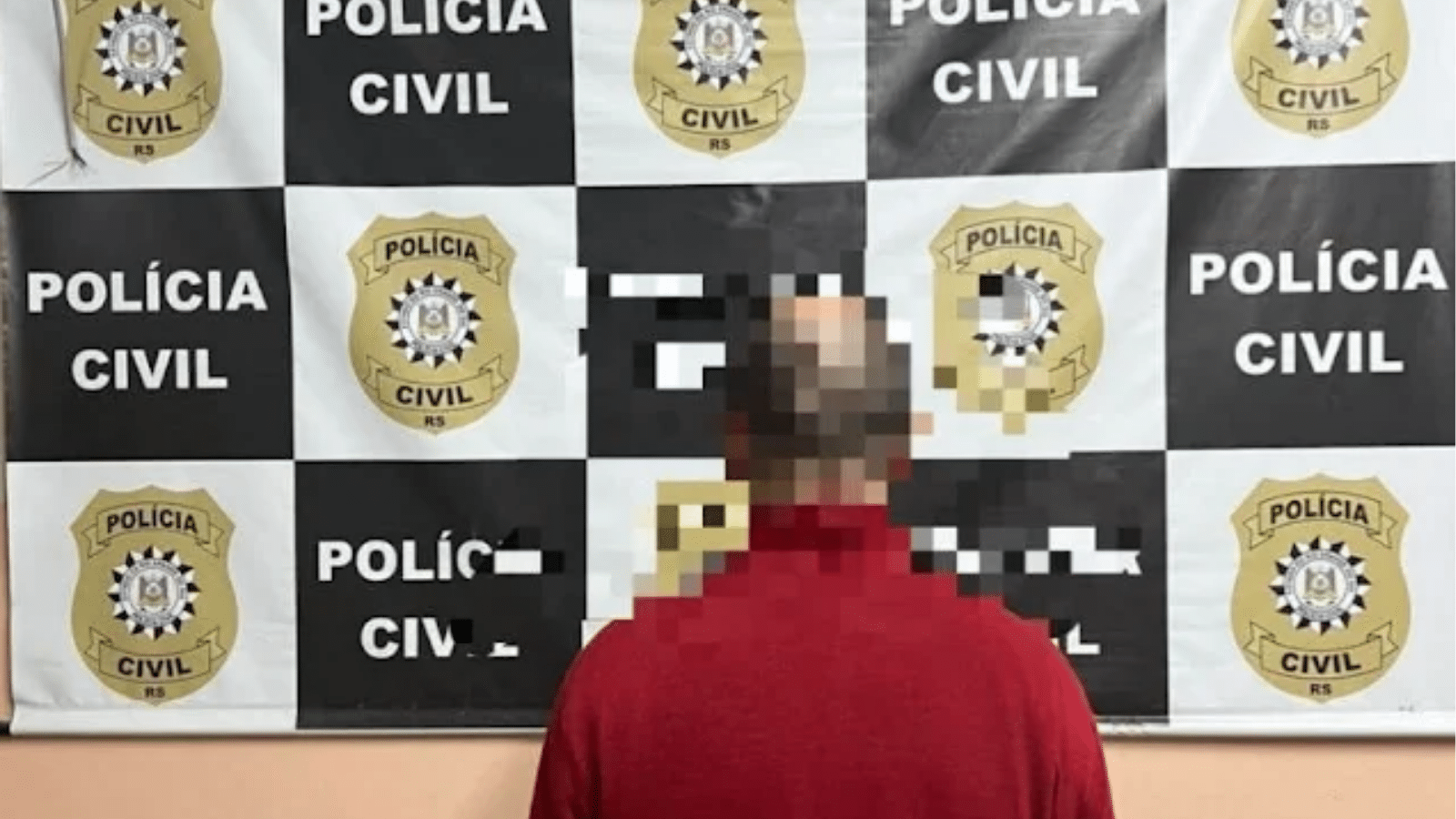 Homem é preso após tentar matar companheira com golpes de martelo em Caxias do Sul